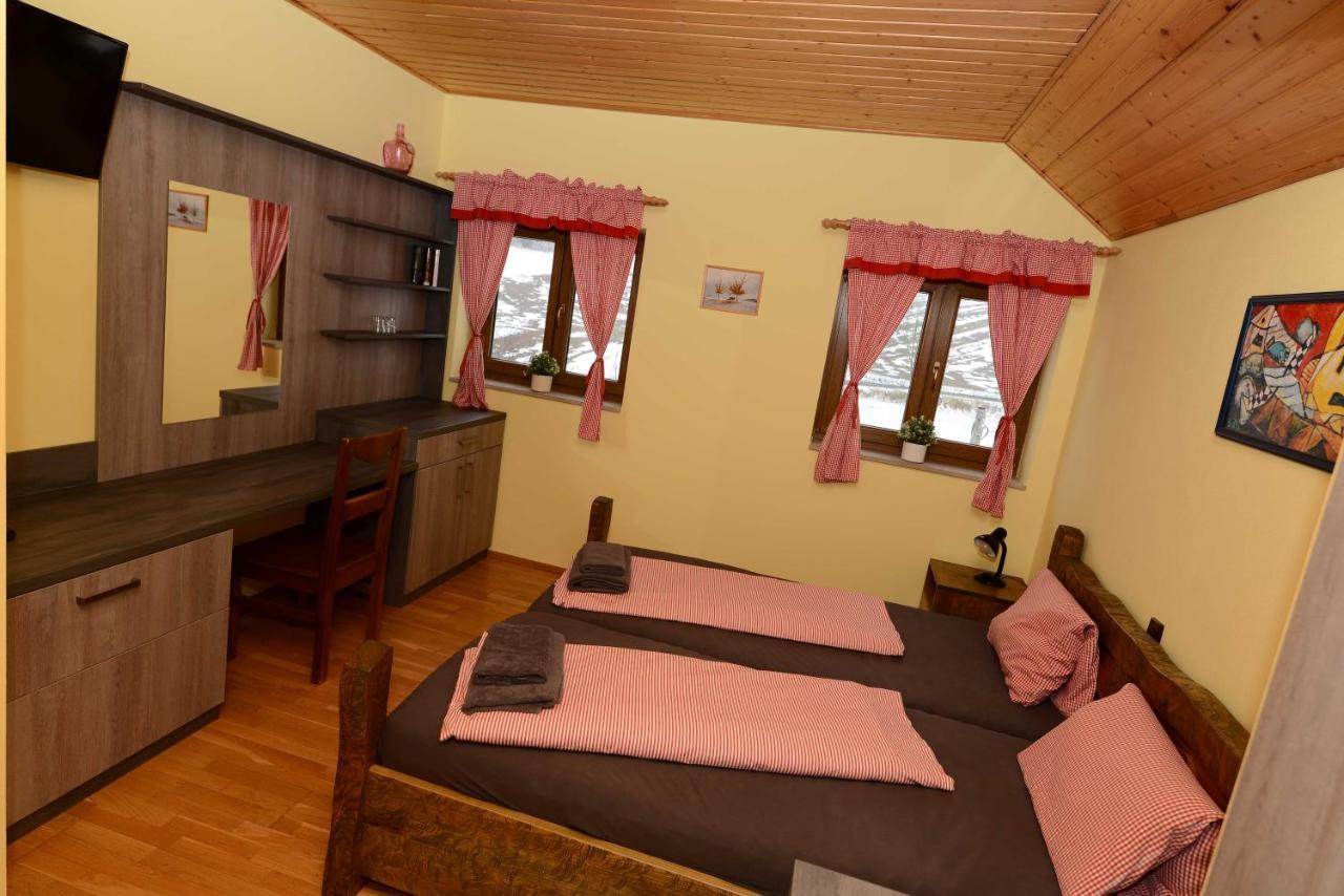 Podvesky Mlyn Hotel Tlumacov Bagian luar foto
