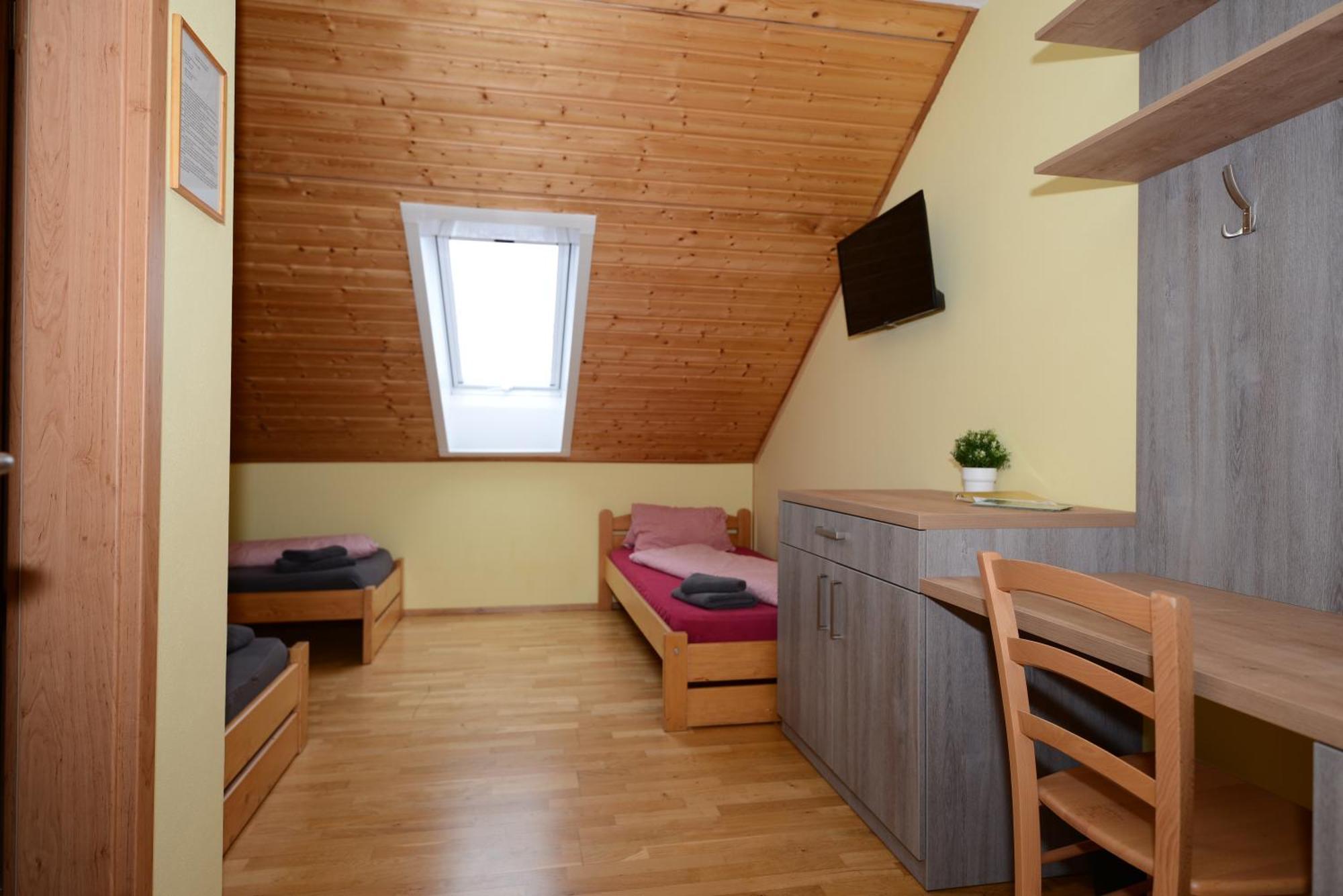 Podvesky Mlyn Hotel Tlumacov Bagian luar foto