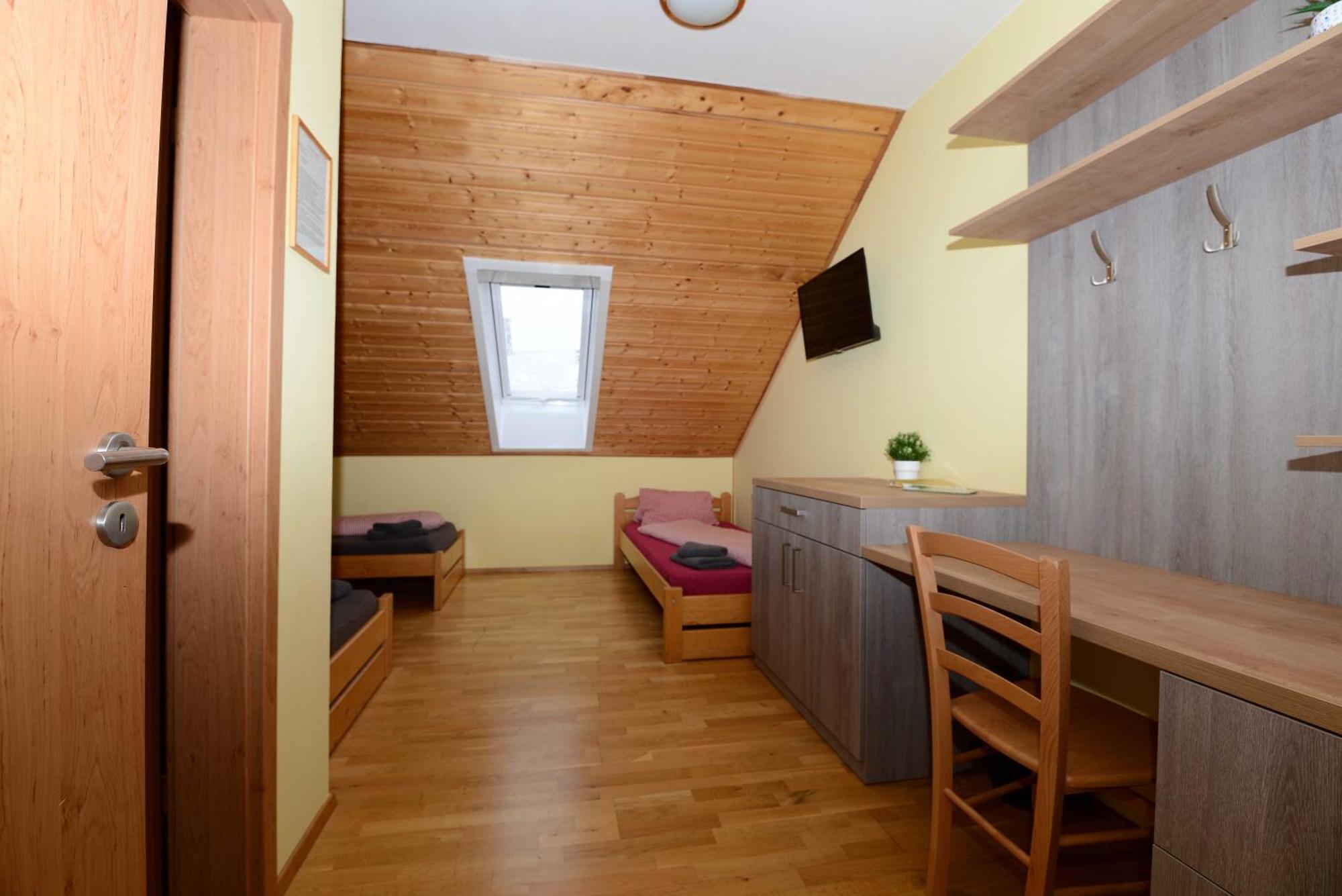 Podvesky Mlyn Hotel Tlumacov Bagian luar foto